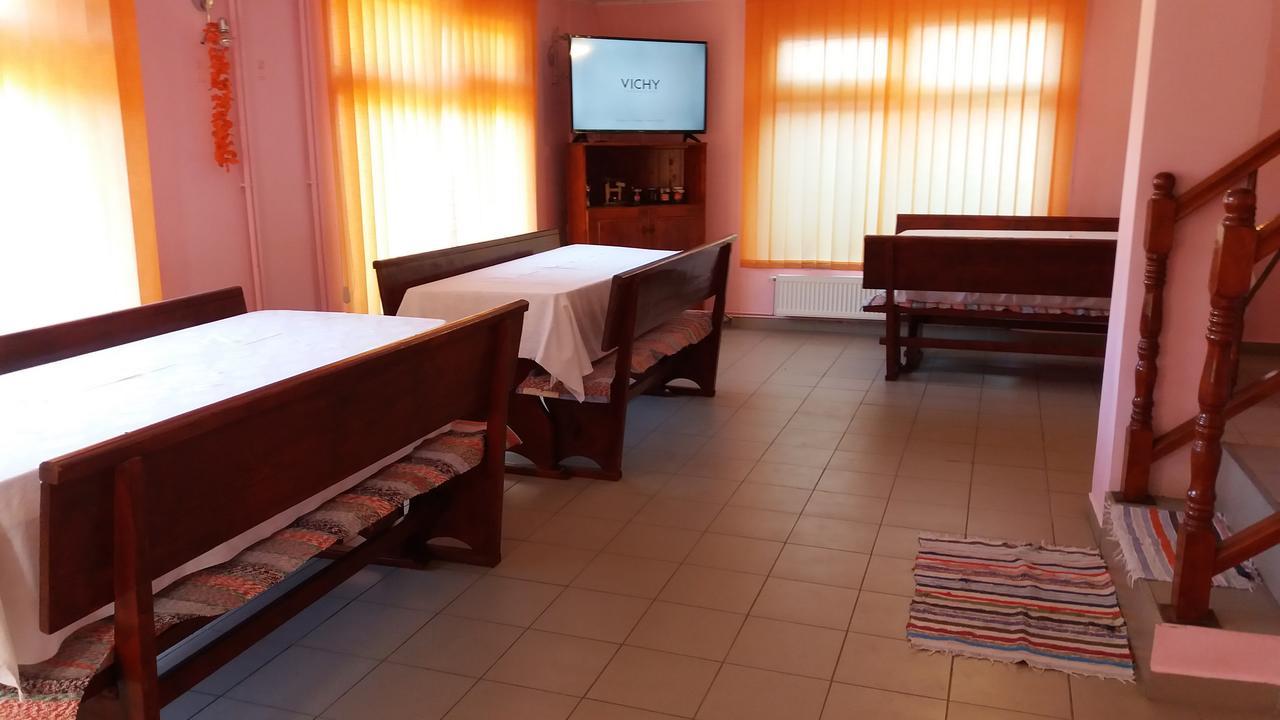 Casa Andreea-Maria Hotel Vartop Exterior photo